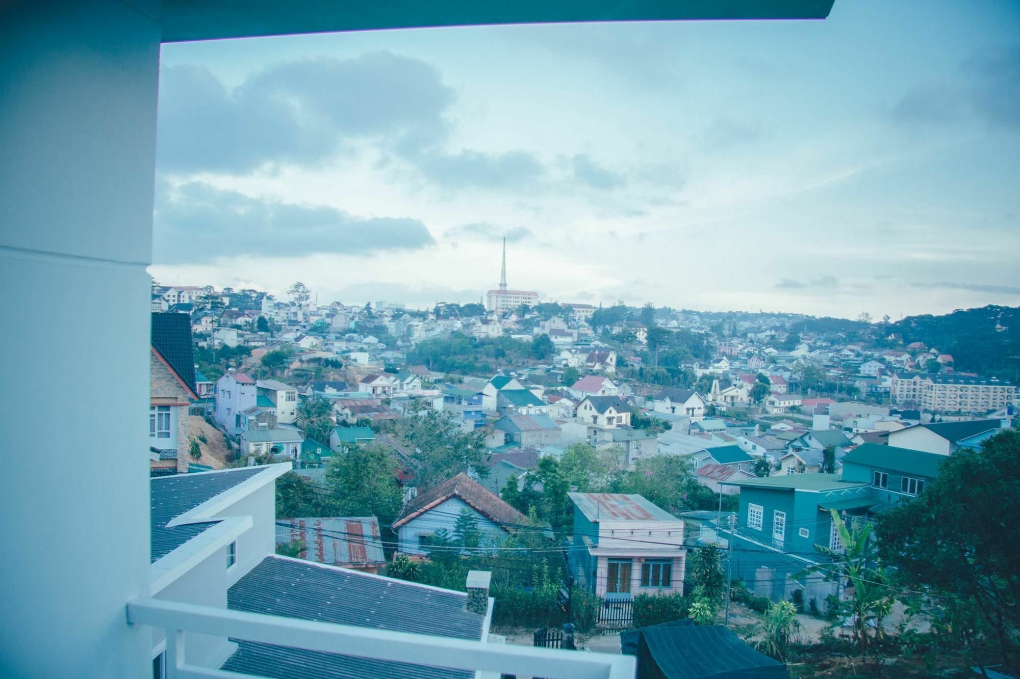 Sky View Home Да Лат Екстериор снимка